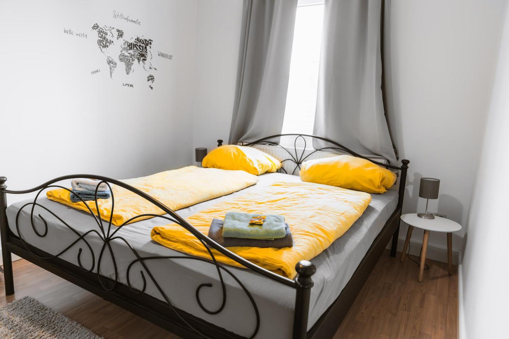 Exklusives Apartment Im Historischen Wohnhaus Mit Kamin, Bad & Viel Platz ブレーマーハーフェン エクステリア 写真
