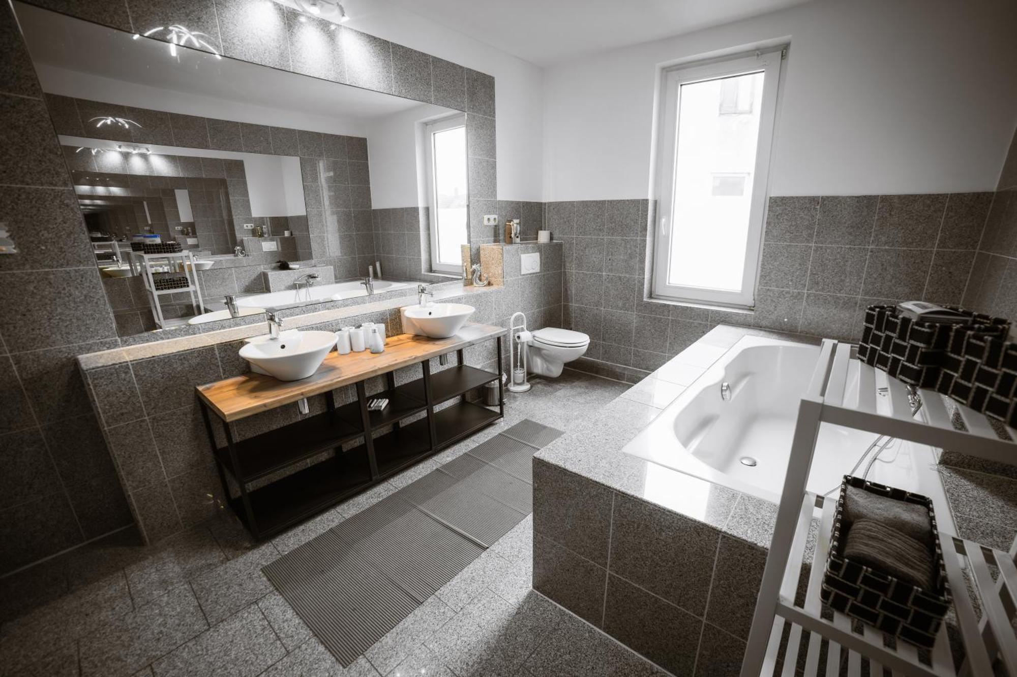 Exklusives Apartment Im Historischen Wohnhaus Mit Kamin, Bad & Viel Platz ブレーマーハーフェン エクステリア 写真