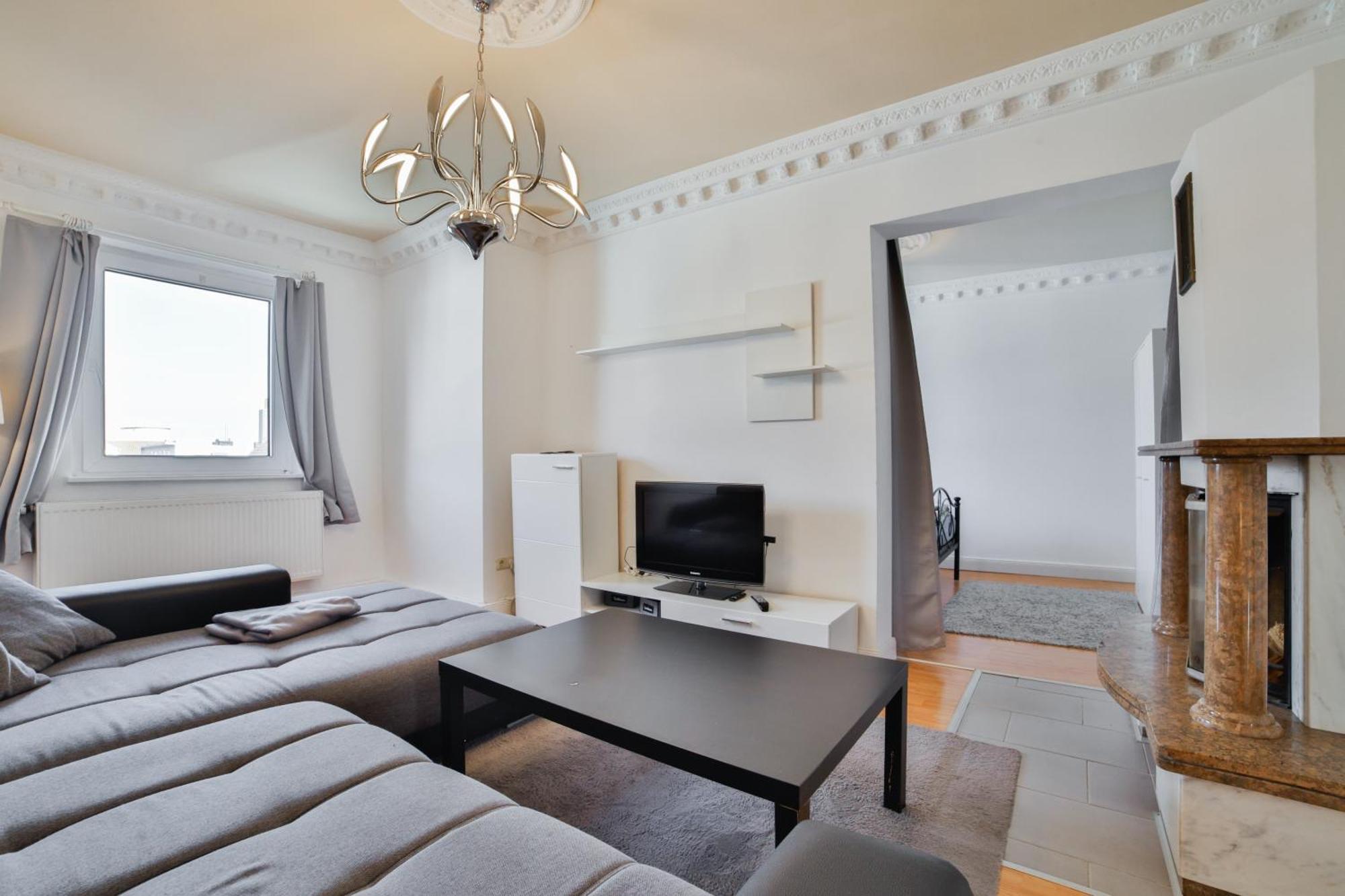 Exklusives Apartment Im Historischen Wohnhaus Mit Kamin, Bad & Viel Platz ブレーマーハーフェン エクステリア 写真